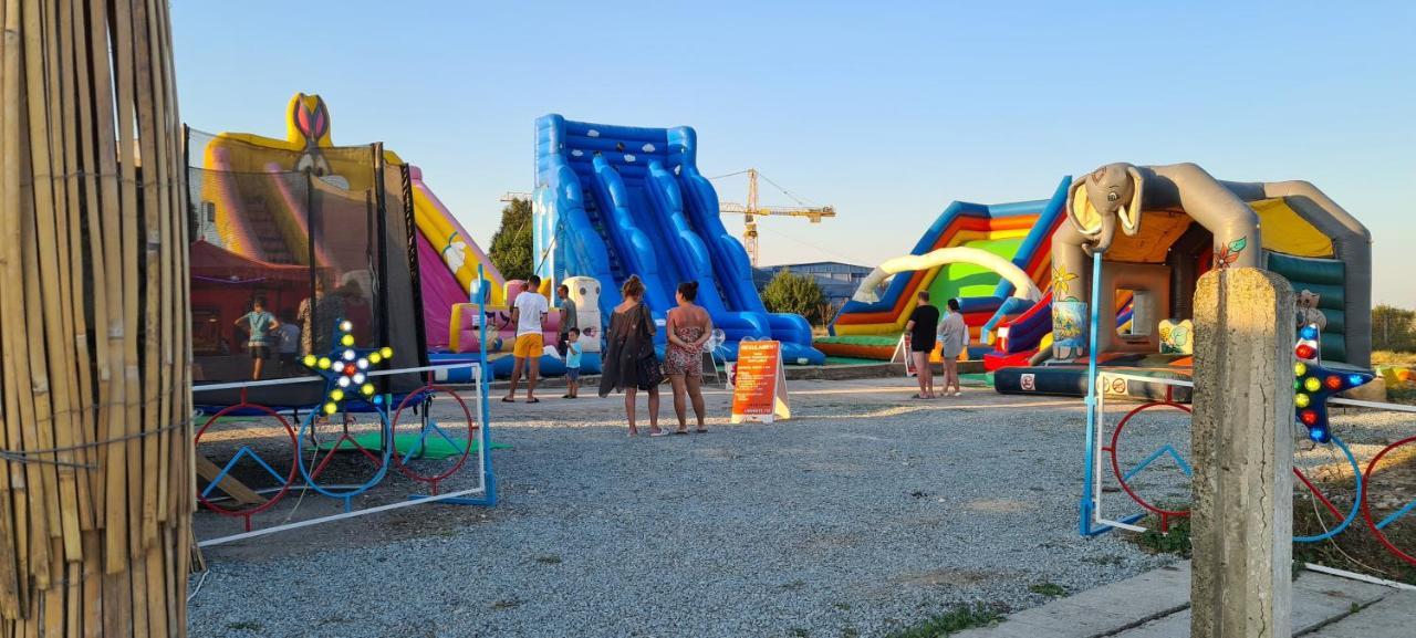 Casa Epat Două Mai Exterior foto