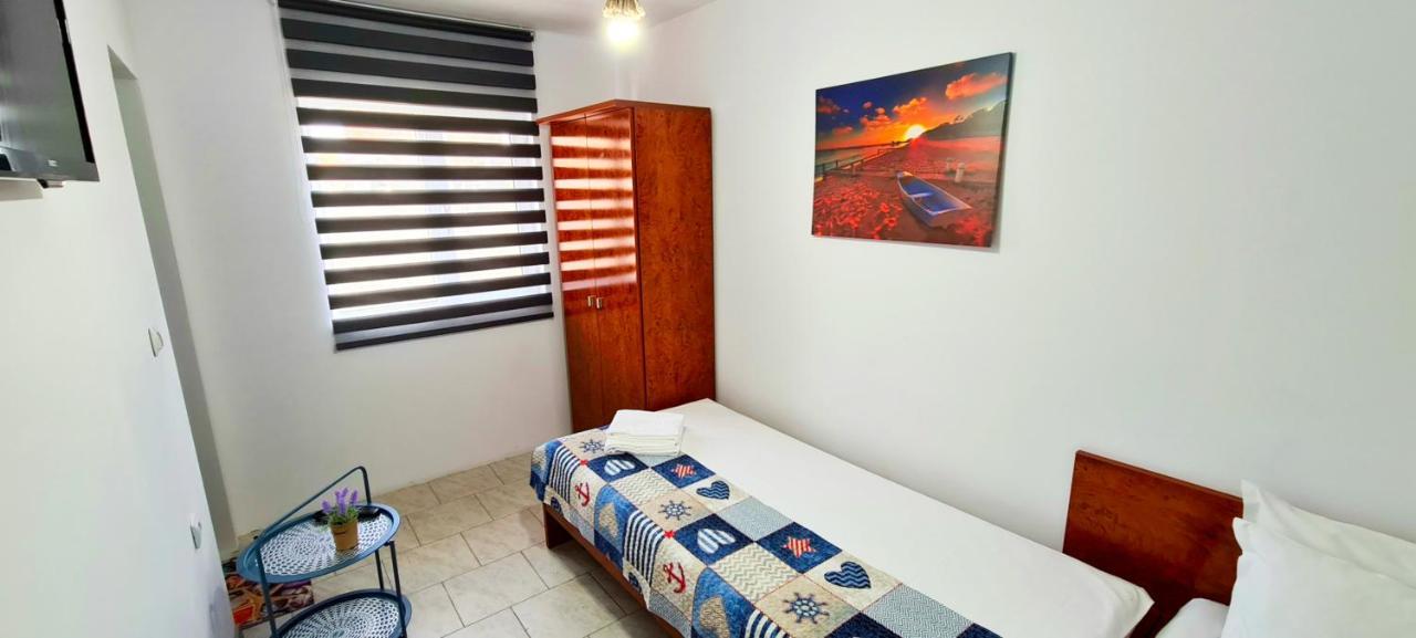 Casa Epat Două Mai Exterior foto